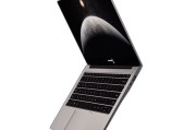 戴尔latitude 5530和ThinkPad联想ThinkBook14在性能上谁表现更出色？科技创新方面哪个更具前瞻性？